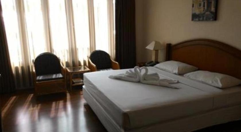 La Oma Hotel&Cafe Lembang Esterno foto
